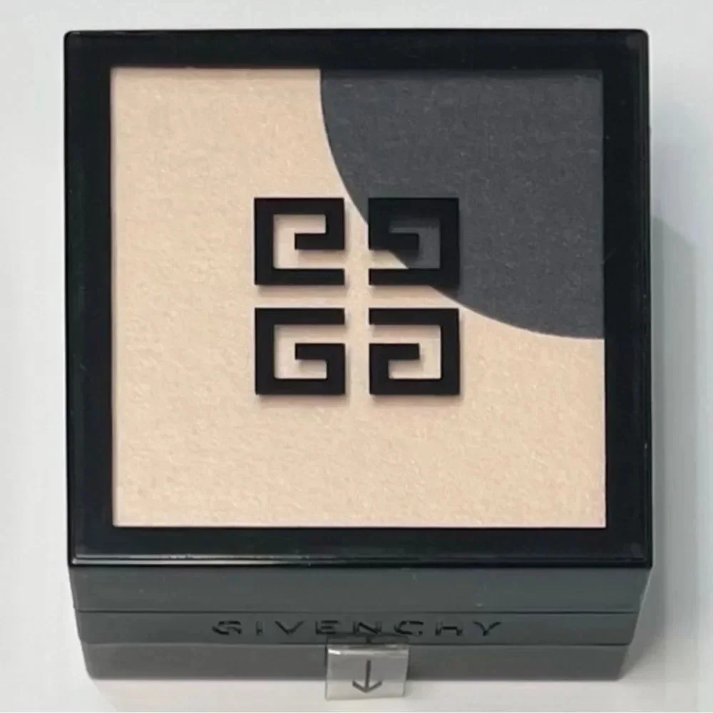 Givenchy 1 Lune Mysterieuse Limited Edition Eyeshadow & Highlighter Duo